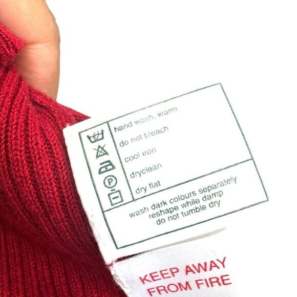 Vintage Laura Ashley Red Ribbed Cotton Knit V-Neck Sweater Women’s Size Medium - Picture 5 of 5